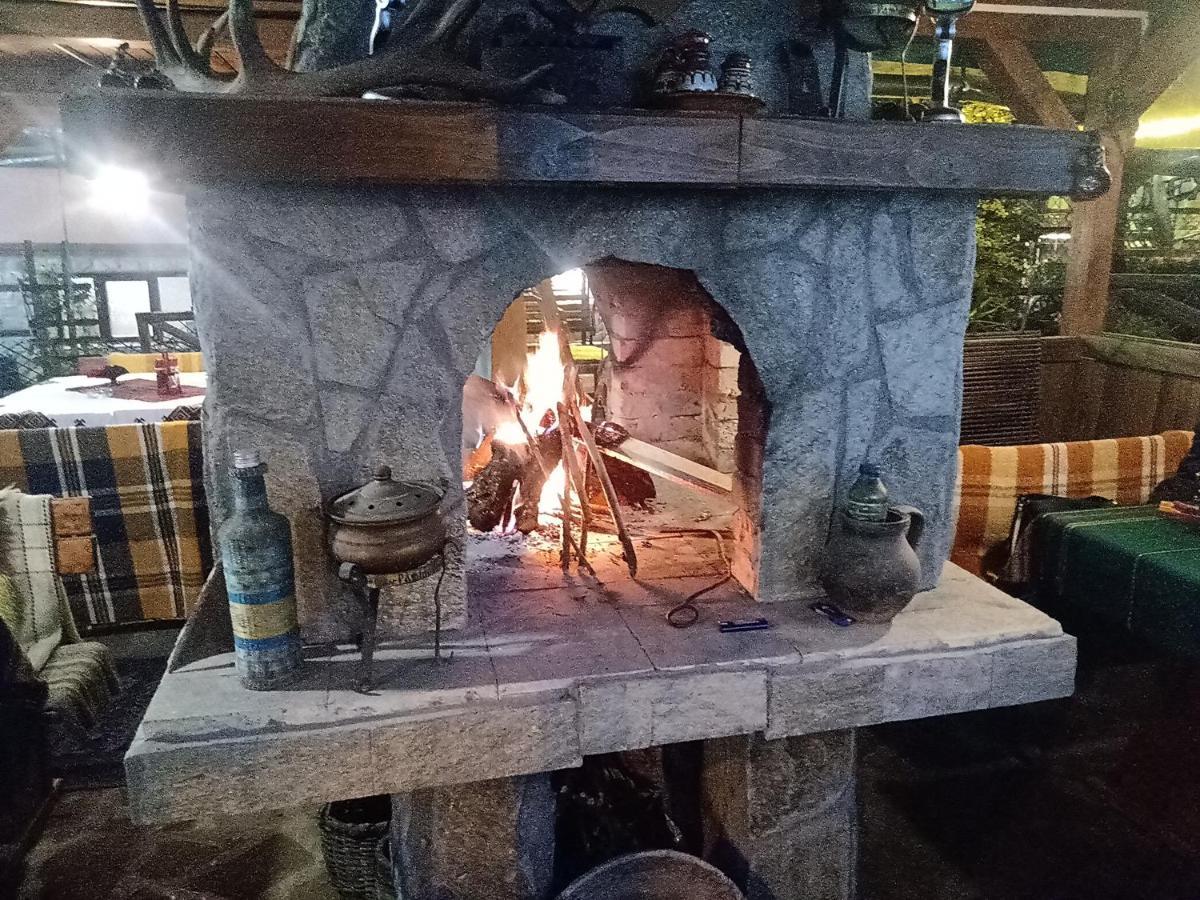 Кръчмъ При Байката Hotel Ribarica Bagian luar foto